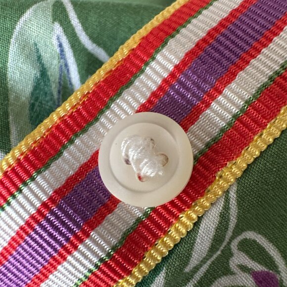 Jones New York Green Floral Medium Long Rolltab Sleeve Button Shirt - Picture 6 of 6